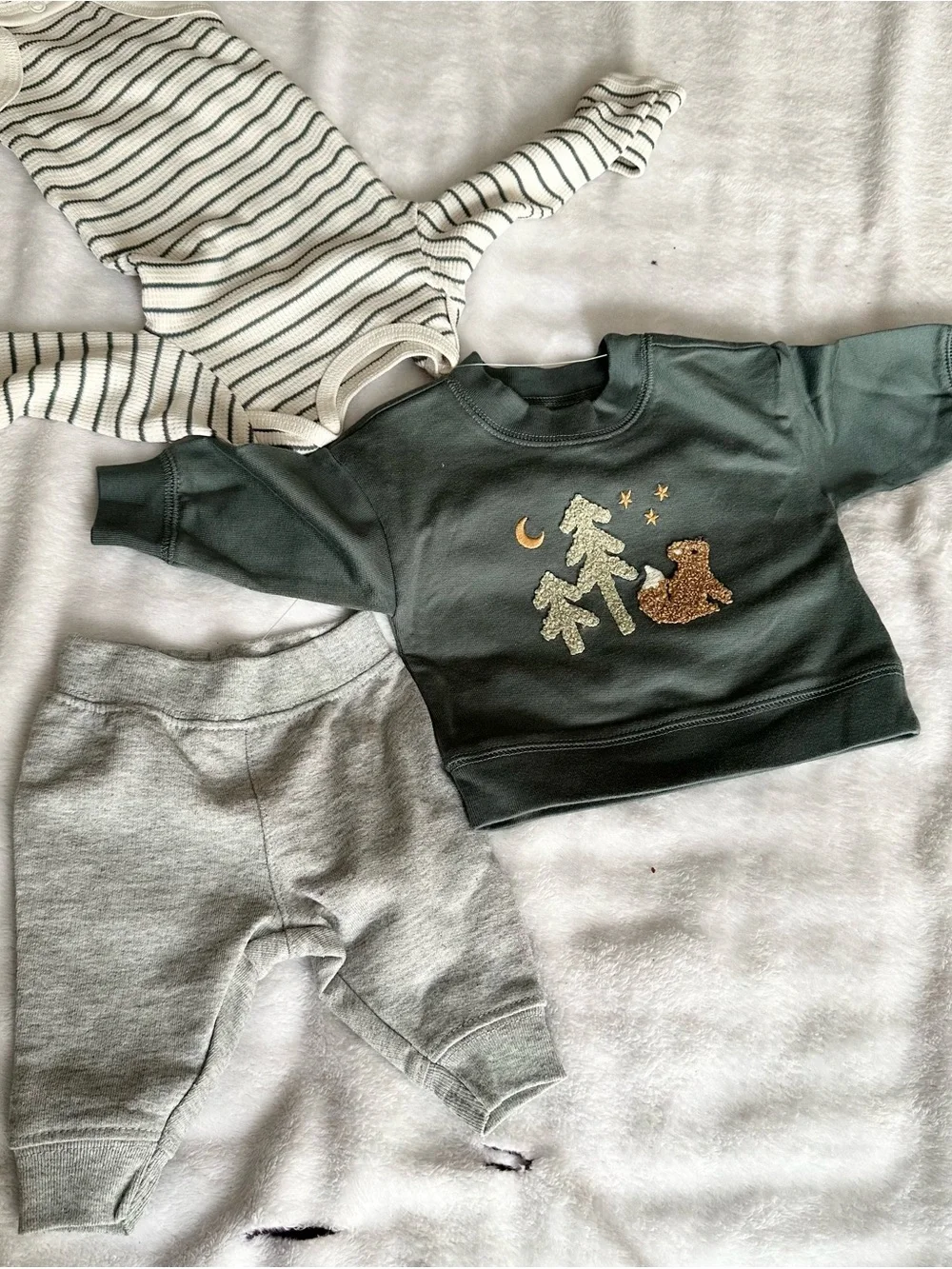 Carter's Forest Bear Green Matching Set